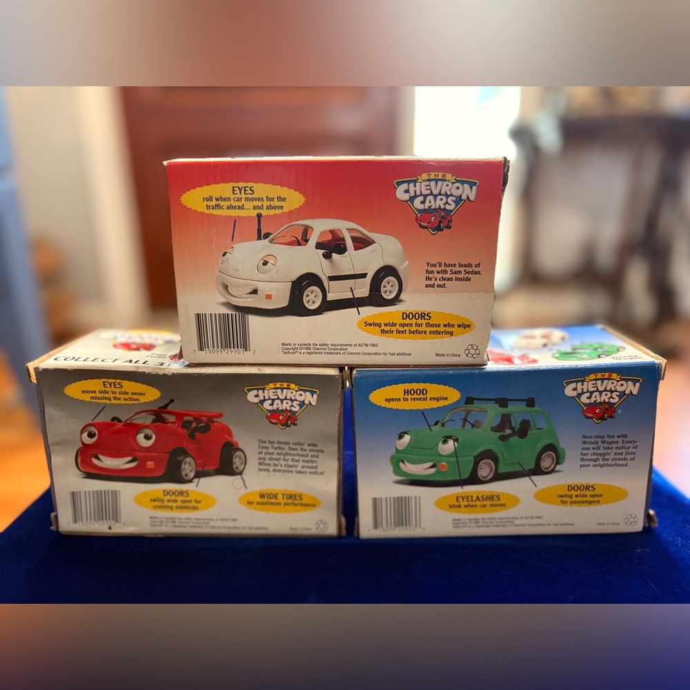 🔥The 1st 3-Vintage 1996 Chevron Cars:Sam Sedan, Wendy Wagon, & Tony Turbo NIB - Picture 16 of 16